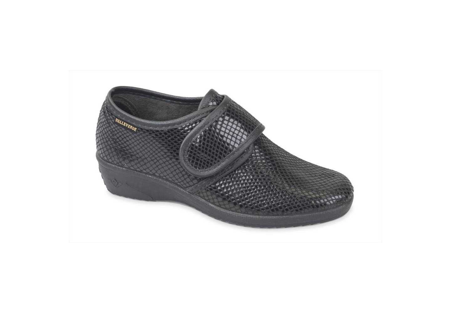 Ciabatta chiusa da donna regolabile con strappo Valleverde 26217 nero